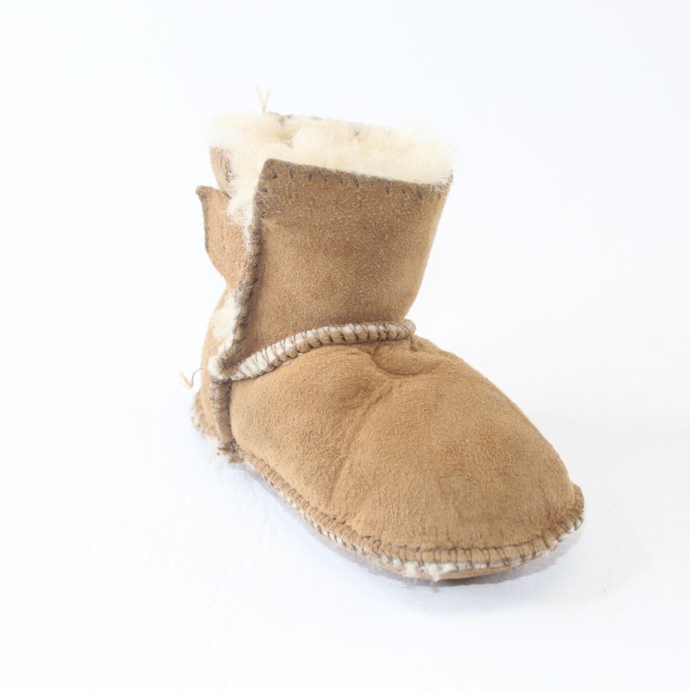 Minnetonka Moccasins Shearling Brown Suede Baby Toddler Slippers Shoes #128 - Picture 2 of 6